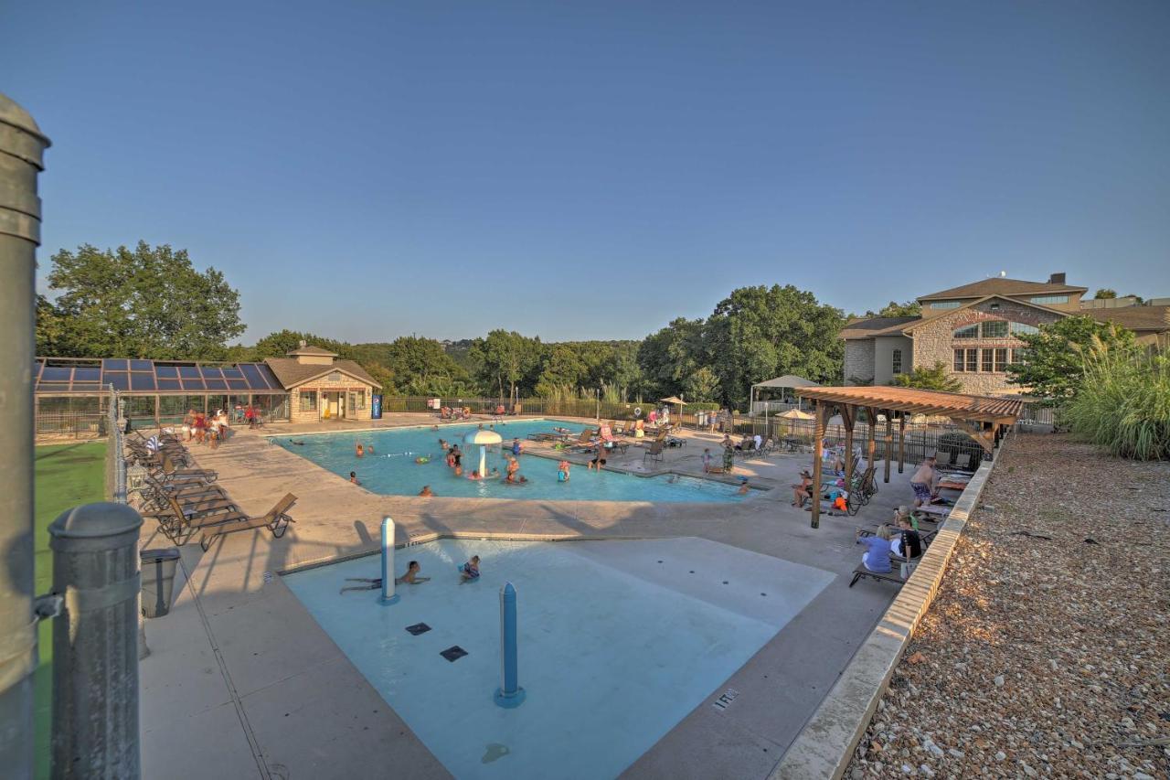 Lavish Branson Escape With Resort And Lake Access Экстерьер фото